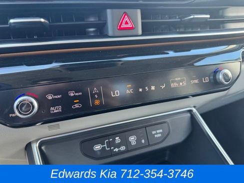 New 2026 Kia Carnival SX Prestige image 32