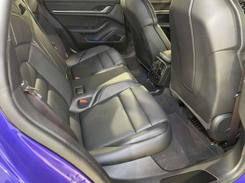 Certified 2025 Porsche Taycan AWD/4WD image 22