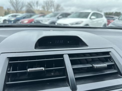 Used 2014 Toyota Camry SE image 27