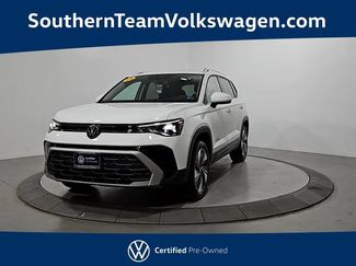 Used 2025 Volkswagen Taos SE w/ Panoramic Sunroof Package AWD/4WD 360° Tour