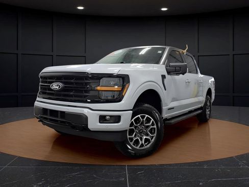 Certified 2025 Ford F150 XLT w/ Equipment Group 302A MID AWD/4WD image 3