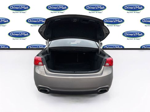 Used 2018 Chevrolet Impala Premier w/ Premier Confidence Package image 28