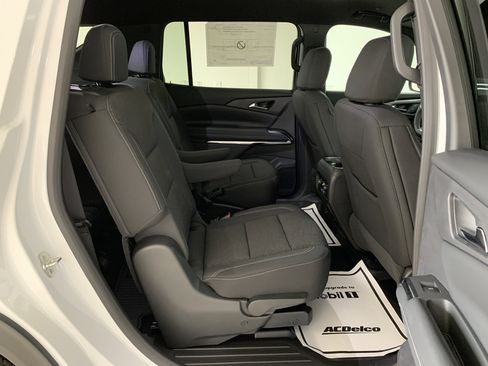 New 2026 Chevrolet Traverse LT w/ Driver Confidence Package image 36