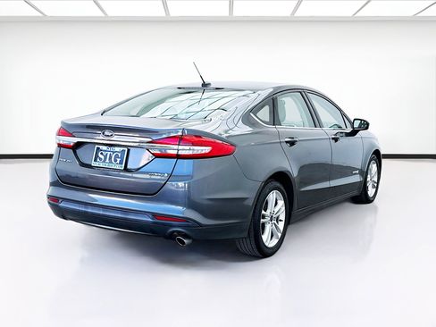 Used 2018 Ford Fusion S image 4