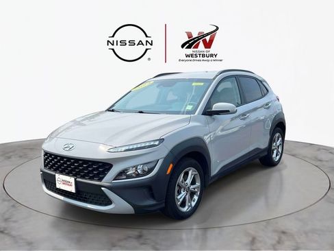 Used 2023 Hyundai Kona SEL w/ Cargo Package AWD/4WD image 4