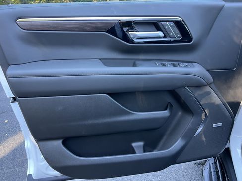 New 2026 Chevrolet Tahoe LT w/ Comfort Package image 14