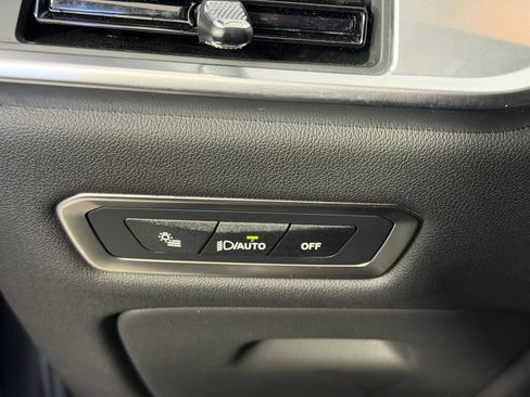 Used 2026 BMW X7 xDrive40i image 18