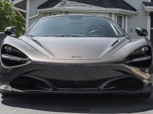 Used 2018 McLaren 720S Luxury RWD image 13