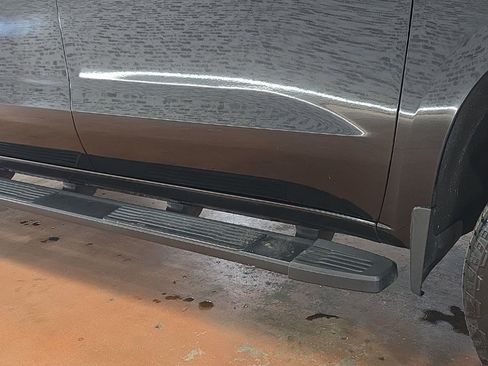 Used 2021 Chevrolet Silverado 1500 LT Trail Boss image 9