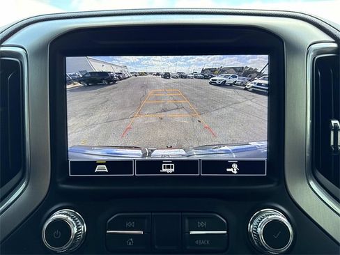 Used 2021 GMC Sierra 1500 SLT image 21