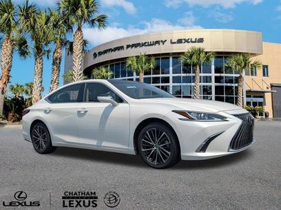 Certified 2022 Lexus ES 350 w/ Premium Package