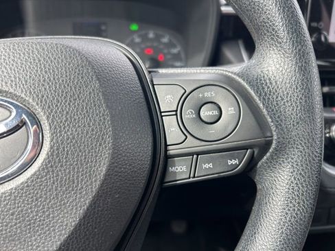 Used 2023 Toyota Corolla Cross S image 19