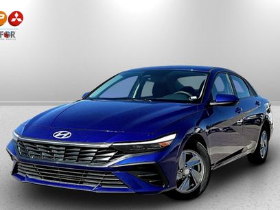 Used 2024 Hyundai Elantra SE