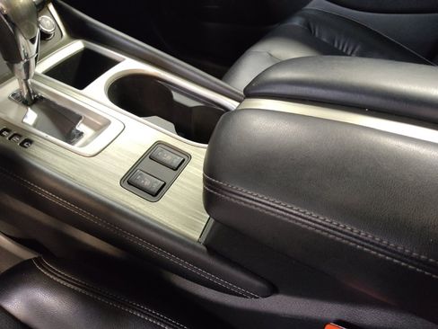 Used 2018 Nissan Murano SL w/ Midnight Edition Package image 26