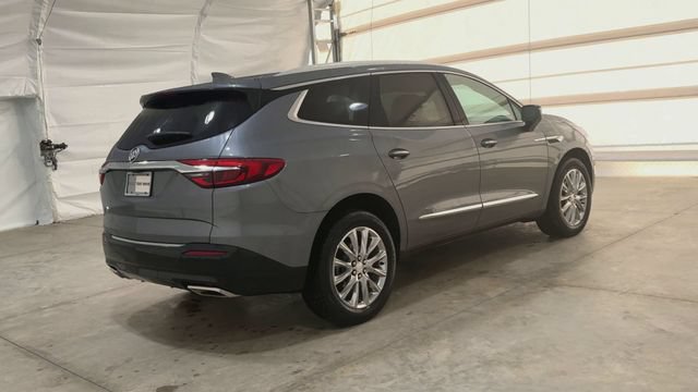 Used 2020 Buick Enclave Premium w/ Surround and Sites Package FWD image 4