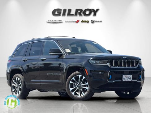 Used 2023 Jeep Grand Cherokee Overland w/ Advanced Protech Group III AWD/4WD image 1