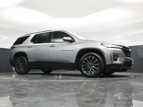 Used 2023 Chevrolet Traverse RS w/ LPO, Floor Liner Package AWD/4WD image 64