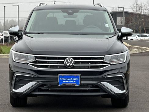 Used 2024 Volkswagen Tiguan Wolfsburg Edition AWD/4WD image 8