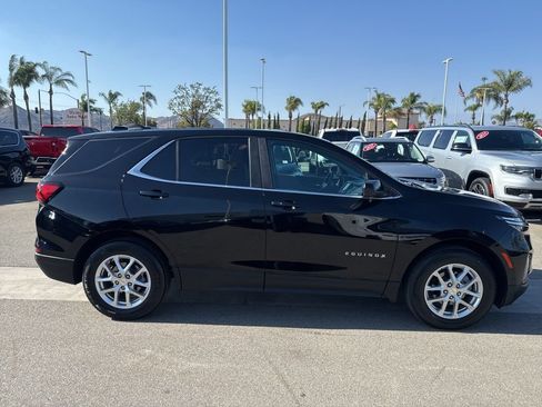 Used 2023 Chevrolet Equinox LT w/ Driver Convenience Package FWD image 7