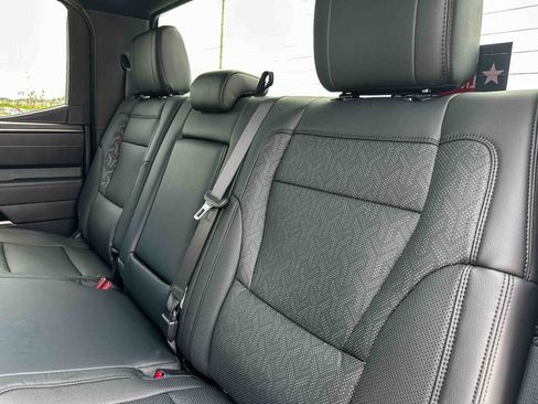 Certified 2025 Toyota Tundra SR5 AWD/4WD image 19