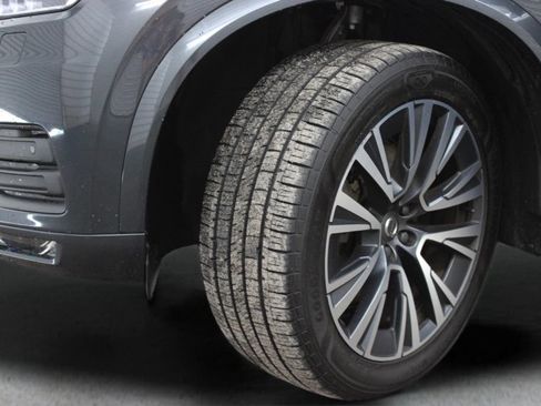 Used 2022 Volvo XC90 T5 Momentum w/ Climate Package FWD image 48