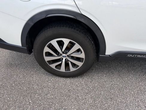 Used 2021 Subaru Outback Premium w/ Popular Package #1 AWD/4WD image 5