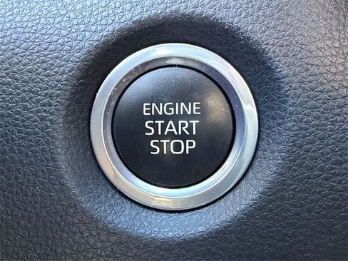 Certified 2023 Toyota Corolla SE image 20