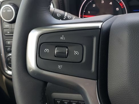 Used 2022 Chevrolet Silverado 3500 LTZ w/ LTZ Texas Edition image 17