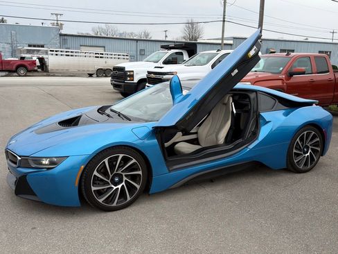 Used 2014 BMW i8 image 2