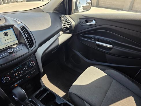 Used 2018 Ford Escape SE w/ SE Sync 3 Package FWD image 26