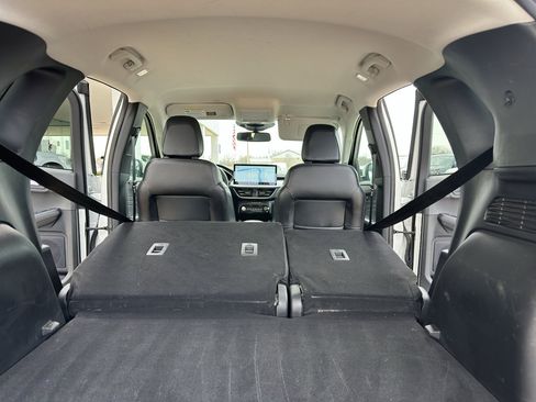 Used 2024 Ford Escape Platinum image 36