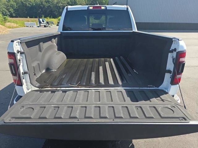 Used 2024 RAM 1500 Laramie AWD/4WD image 11