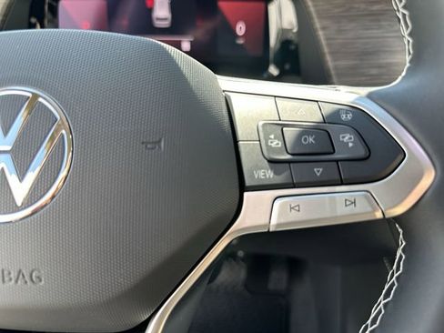 Certified 2024 Volkswagen Atlas SEL AWD/4WD image 17