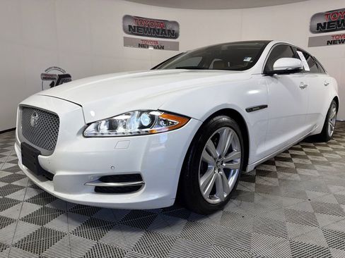 Used 2012 Jaguar XJ L image 9
