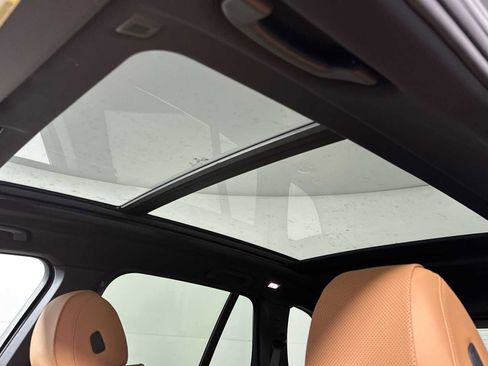 New 2026 BMW X5 xDrive50e w/ Premium Package image 18