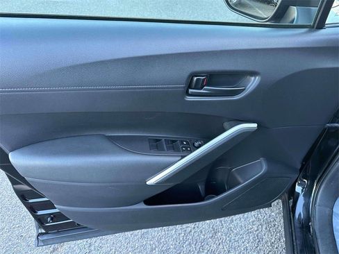 Used 2022 Toyota Corolla Cross LE image 15