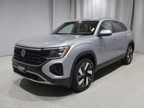 Used 2025 Volkswagen Atlas Cross Sport SE AWD/4WD image 5