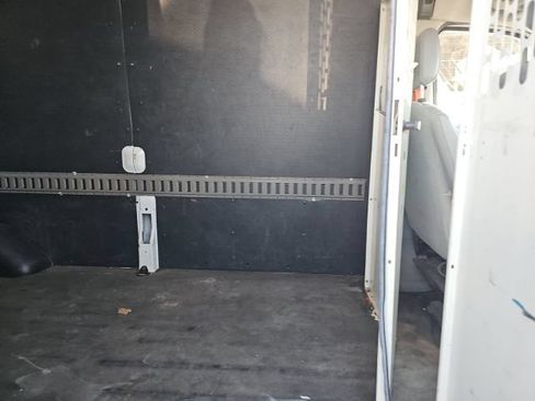 Used 2019 Ford Transit 150 148 Medium Roof RWD image 5