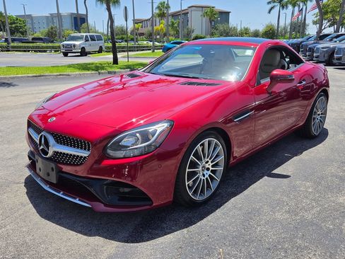 Used 2020 Mercedes-Benz SLC 300 image 15