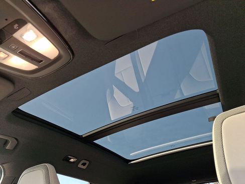 New 2026 Volvo EX40 Plus w/ Climate Package image 10