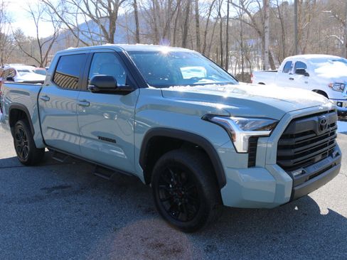 Used 2024 Toyota Tundra SR5 image 10