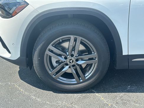 New 2026 Mercedes-Benz GLA 250 4MATIC image 12