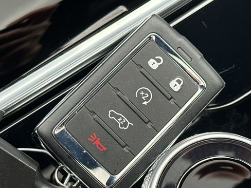 Used 2024 Jeep Grand Cherokee Altitude AWD/4WD image 37