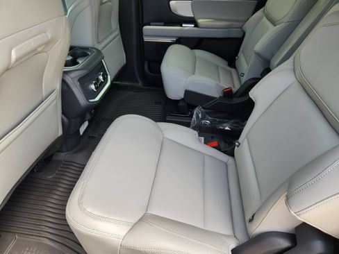 New 2026 Ford Expedition Active RWD image 25