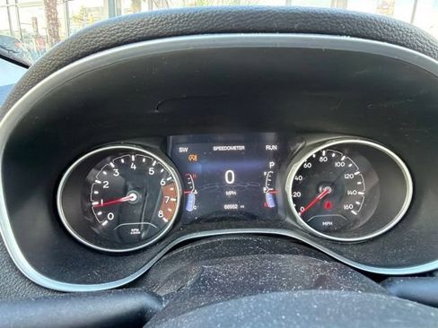 Used 2021 Jeep Compass Latitude w/ Sun and Sound Group AWD/4WD image 18