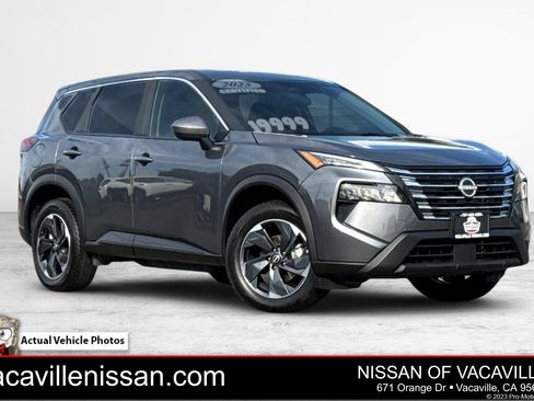 Certified 2025 Nissan Rogue SV AWD/4WD image 1