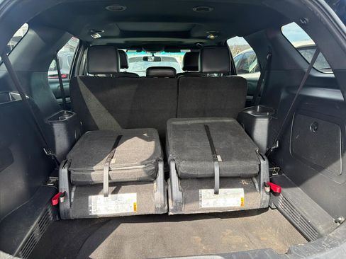 Used 2016 Ford Explorer XLT w/ Equipment Group 202A image 13