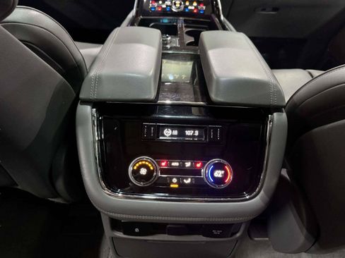 Used 2018 Lincoln Navigator Reserve w/ Technology Package AWD/4WD image 46