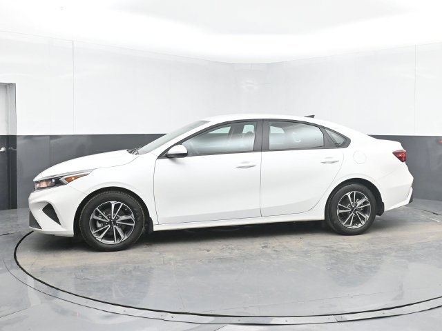 Used 2024 Kia Forte LXS FWD image 6