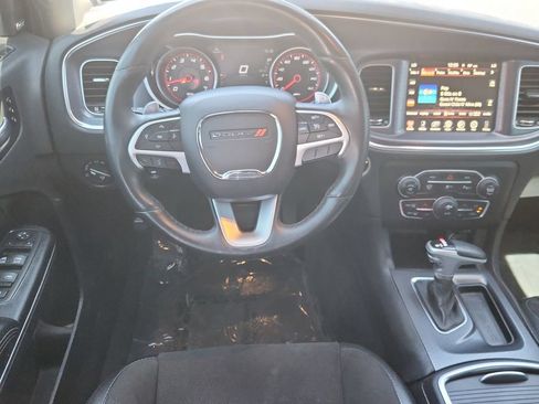 Used 2016 Dodge Charger R/T RWD image 11
